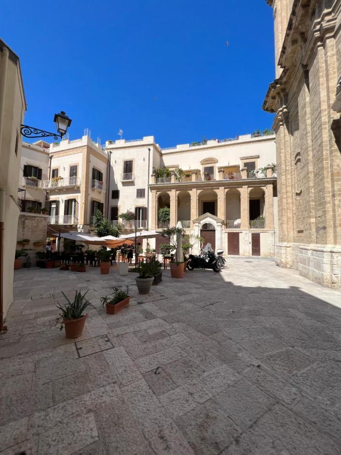 Corte Del Carmine Bari Exteriör bild